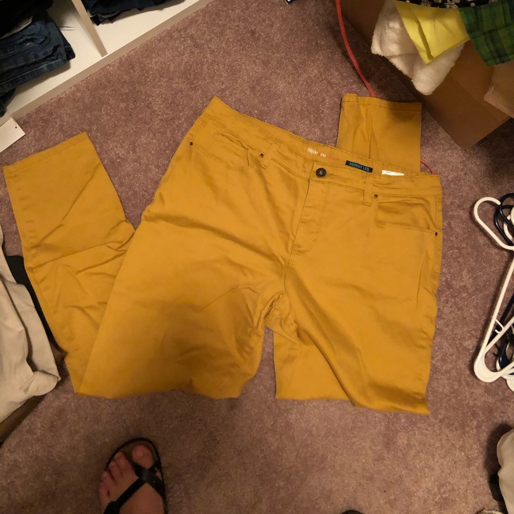 Women’s jeans